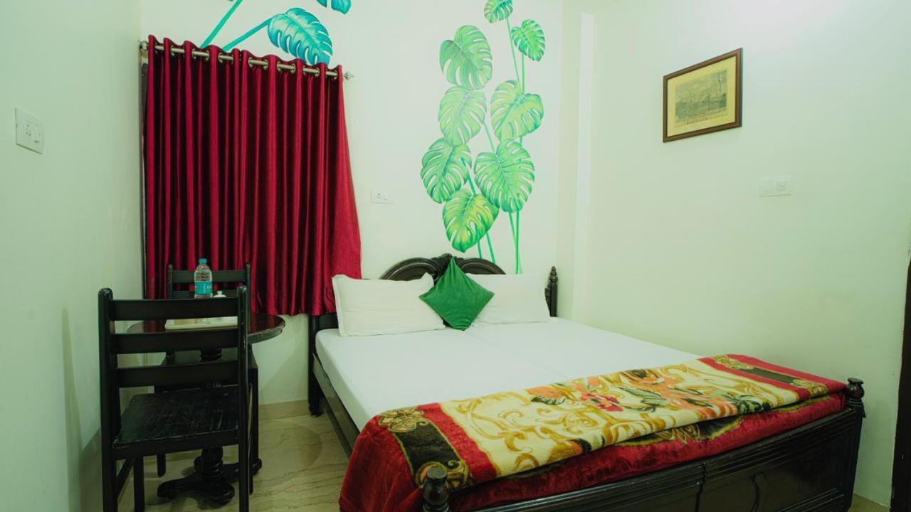 Hotel Lake Paradise Udaipur Buitenkant foto