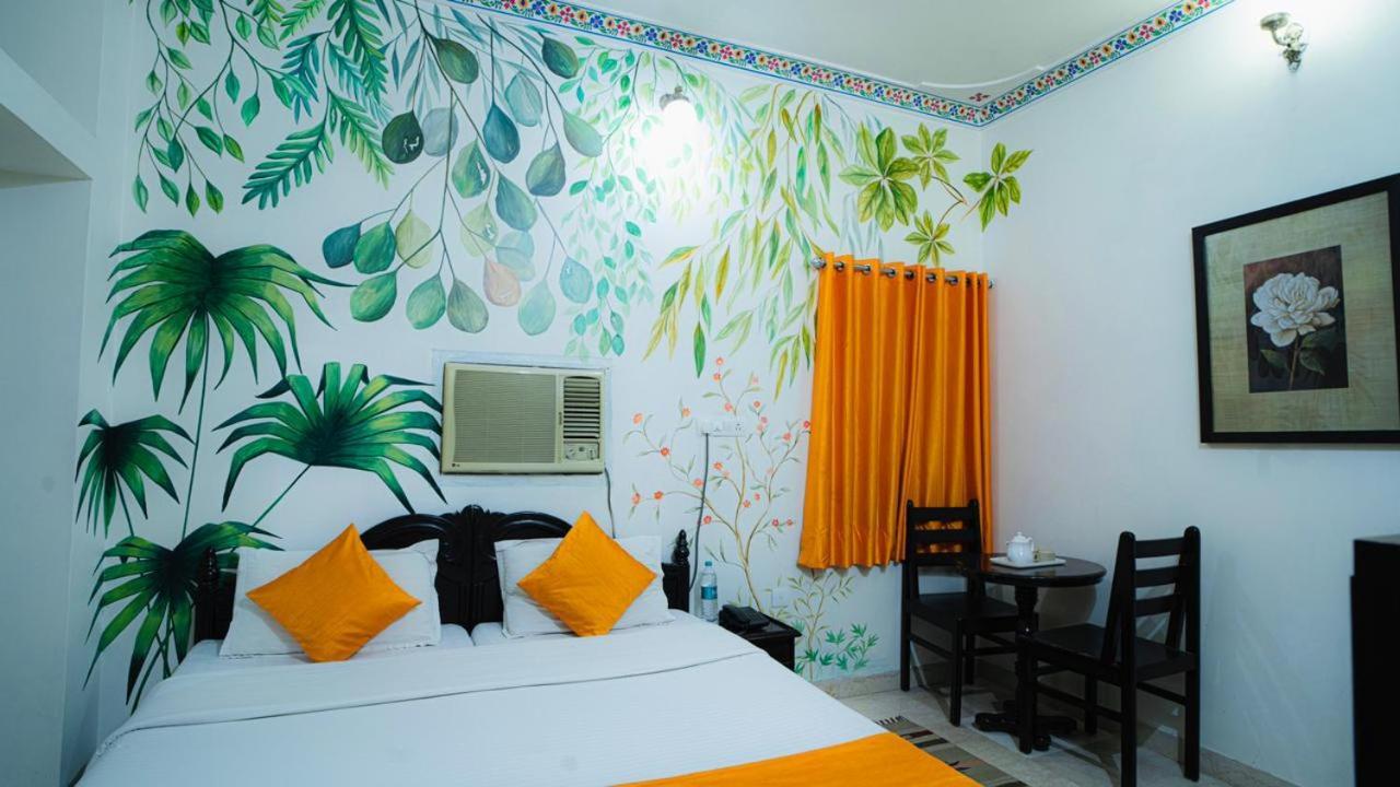 Hotel Lake Paradise Udaipur Buitenkant foto