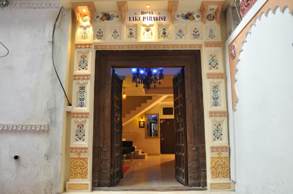 Hotel Lake Paradise Udaipur Kamer foto
