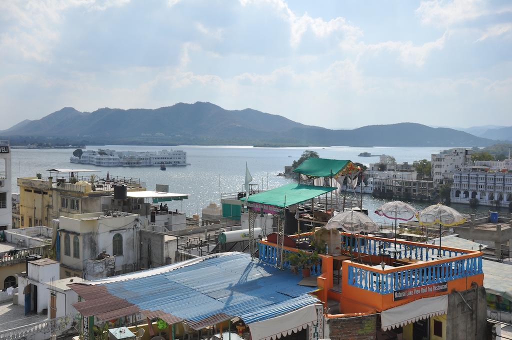 Hotel Lake Paradise Udaipur Buitenkant foto