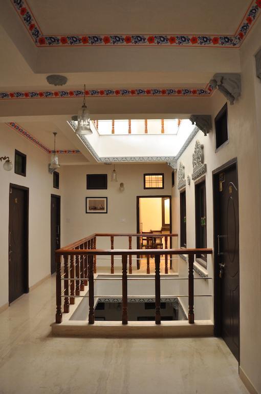 Hotel Lake Paradise Udaipur Buitenkant foto
