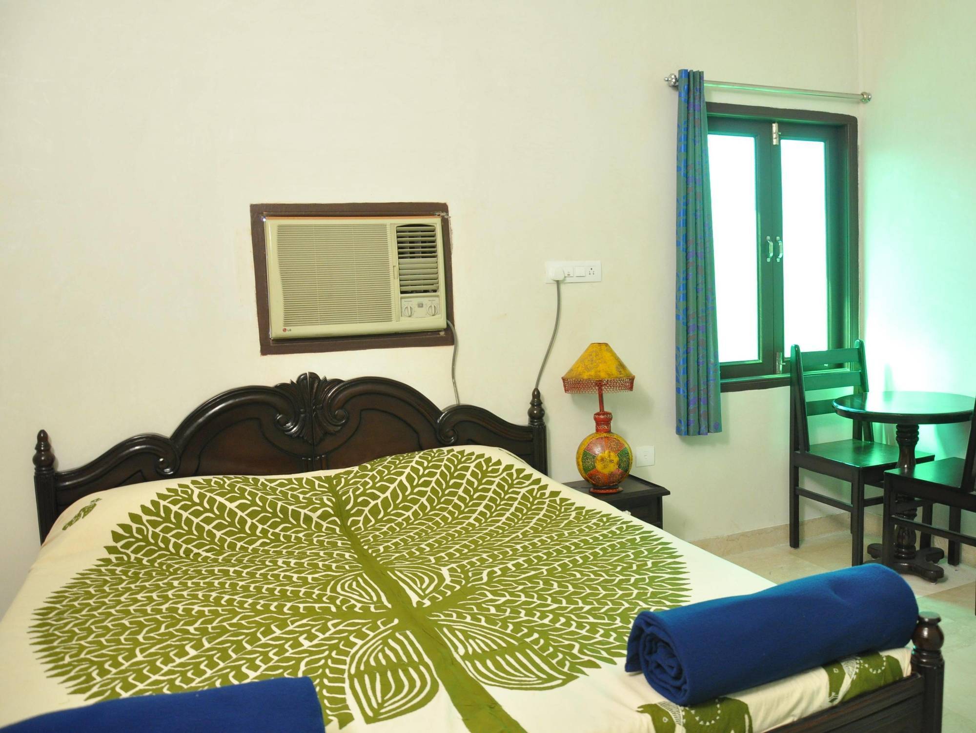 Hotel Lake Paradise Udaipur Buitenkant foto